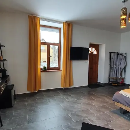 Bed & Breakfast Tisza White House Tiszaszolos