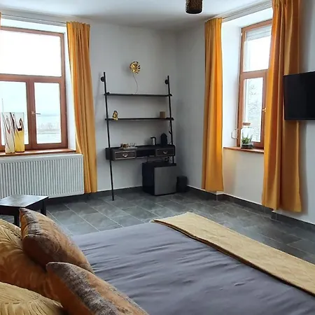 Tisza White House Tiszaszolos