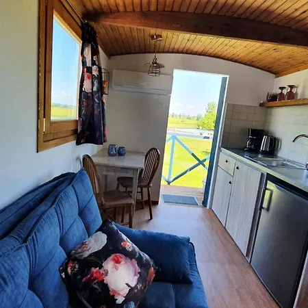 B&B Tisza White House 4*