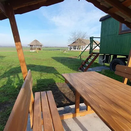 Tisza White House * Tiszaszolos