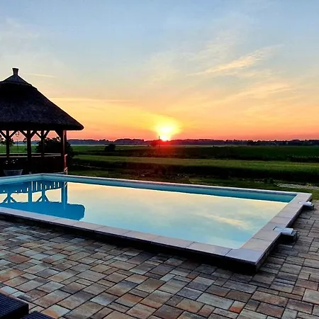 Tisza White House B&B