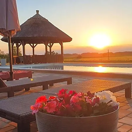 Tisza White House Bed and breakfast