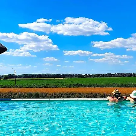 Tisza White House Bed and breakfast 4*