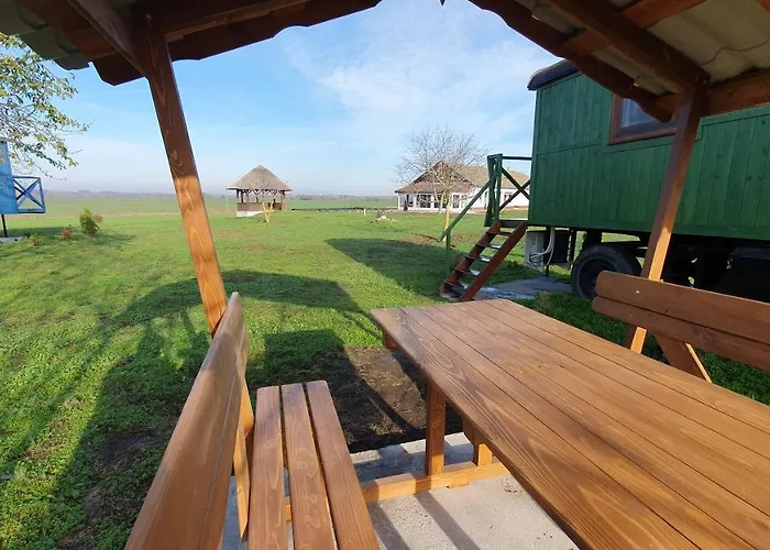 Tisza White House 4* Tiszaszolos